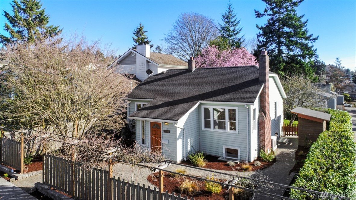 4411 SW Holly St , Seattle, WA 98136