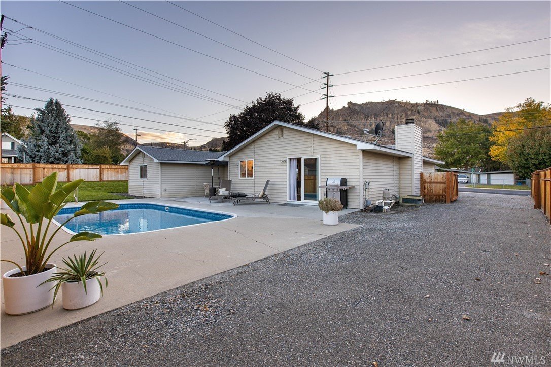 1335 S Miller St, Wenatchee, WA 98801
