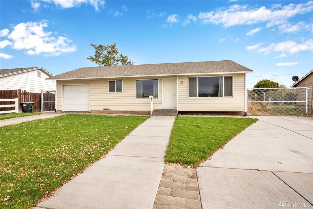 529 N Earl St, Moses Lake, WA 98837
