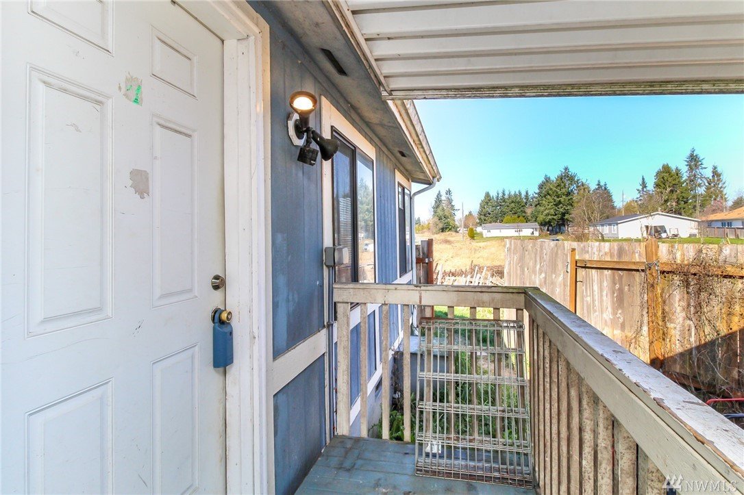 1203 104th Street E, Tacoma, WA 98445