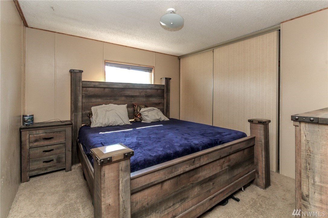 1203 104th Street E, Tacoma, WA 98445