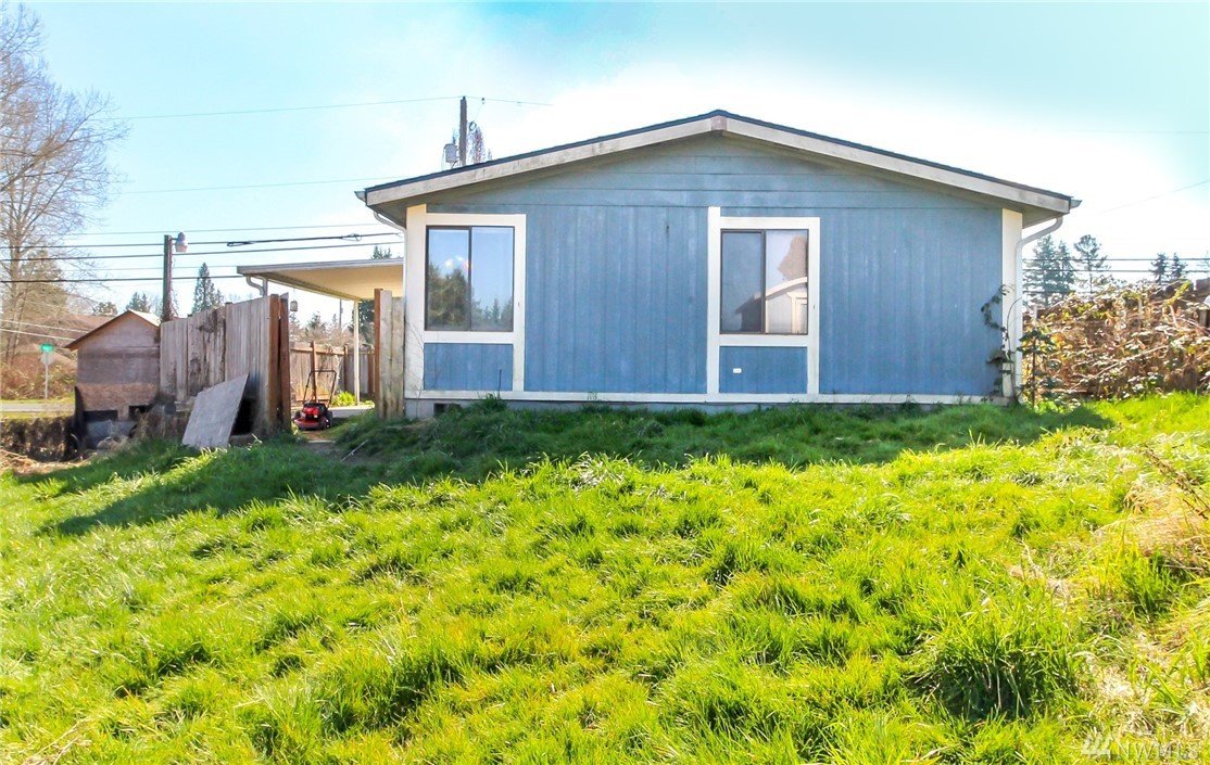 1203 104th Street E, Tacoma, WA 98445