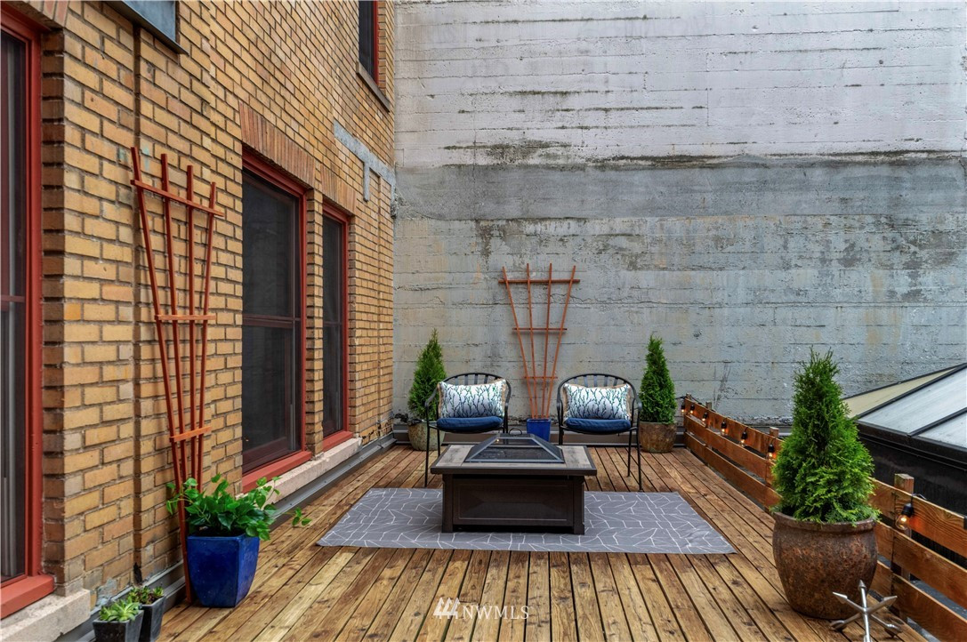 744 Market Street, Tacoma, WA 98402