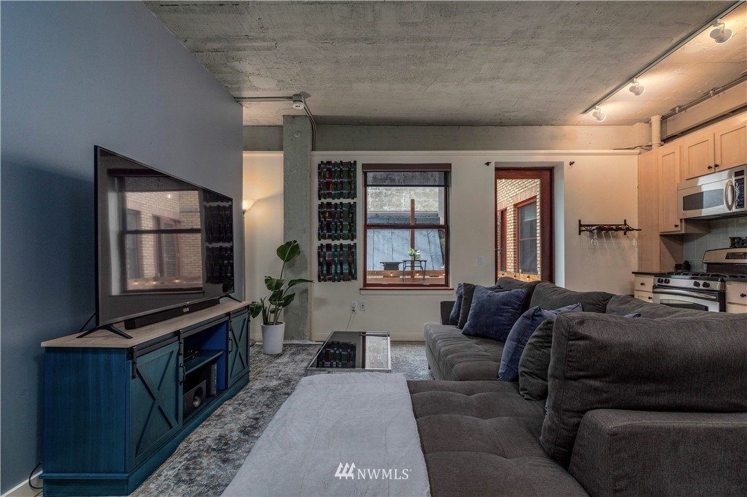 744 Market Street, Tacoma, WA 98402