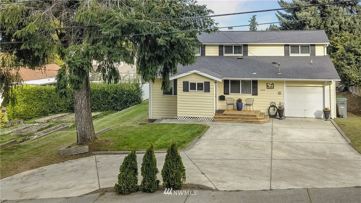 1828 NE Sylvan Way, Bremerton, WA 98310