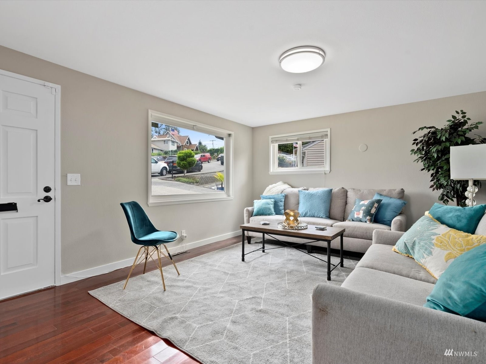 407 Grandey Way NE, Renton, WA 98056