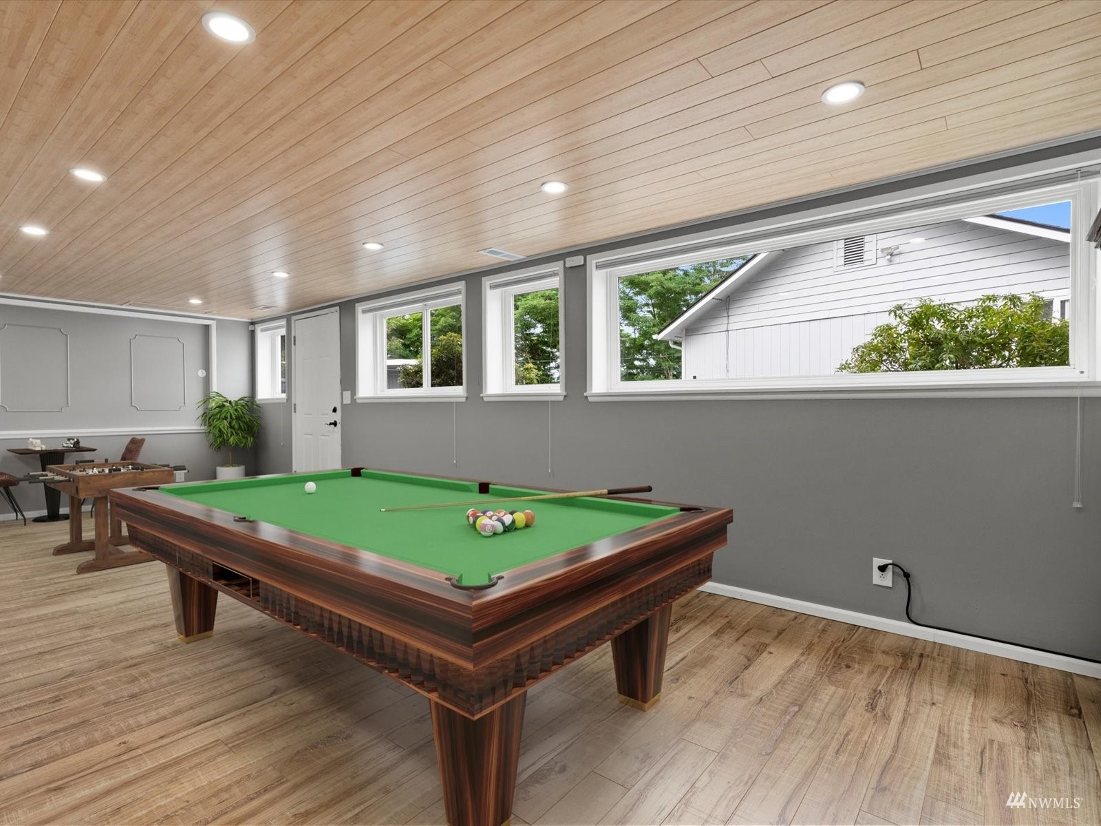 407 Grandey Way NE, Renton, WA 98056