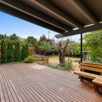 407 Grandey Way NE, Renton, WA 98056