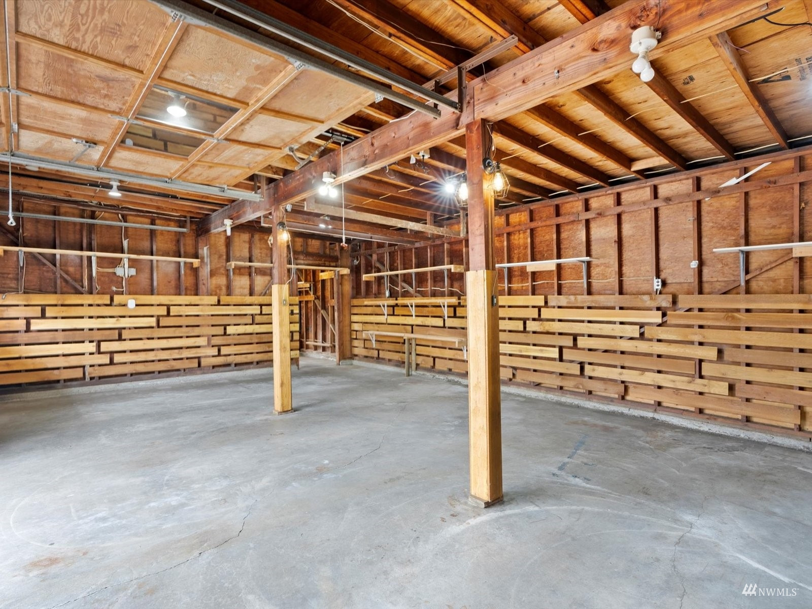 407 Grandey Way NE, Renton, WA 98056