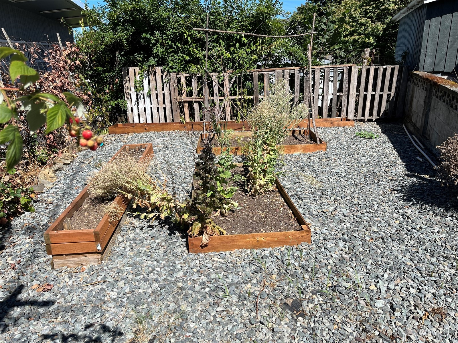 407 Grandey Way NE, Renton, WA 98056