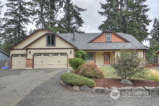 8133 Bicentennial Loop SE, Lacey, WA 98503