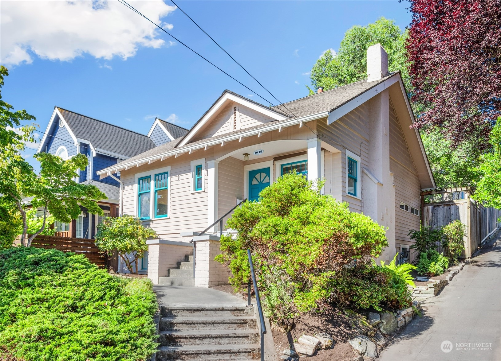 1635 25th Avenue, Seattle, WA 98122