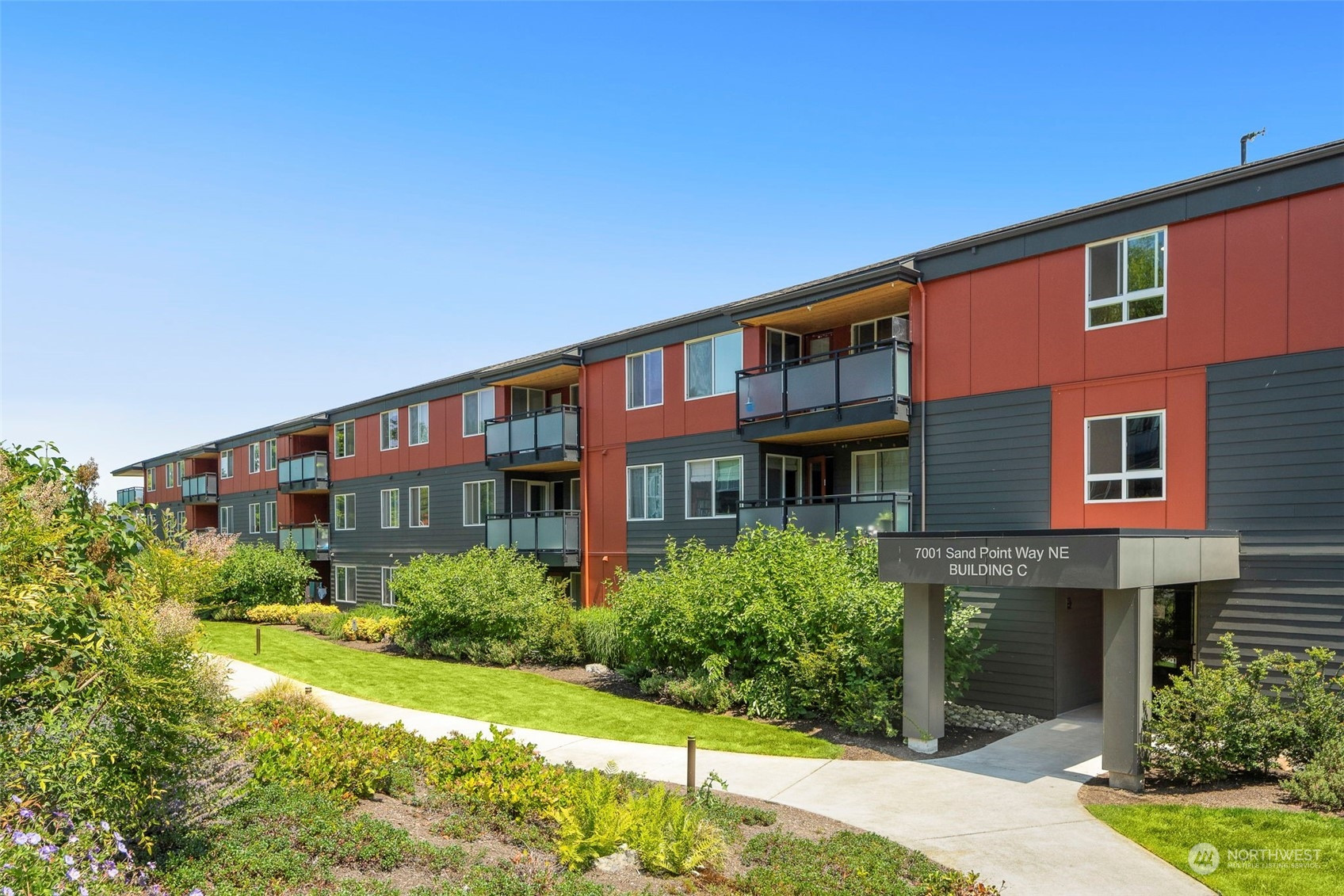 7001 Sand Point Way NE, Seattle, WA 98115