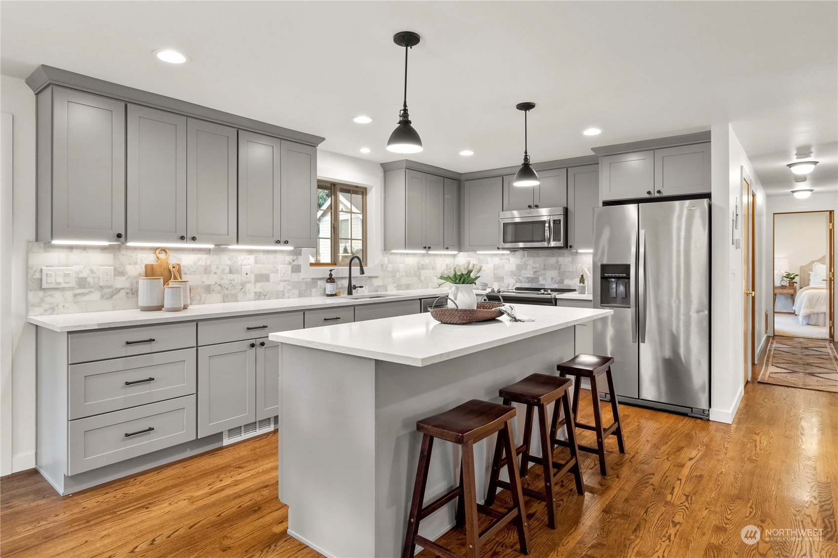 130 Park Avenue NW, Gig Harbor, WA 98335