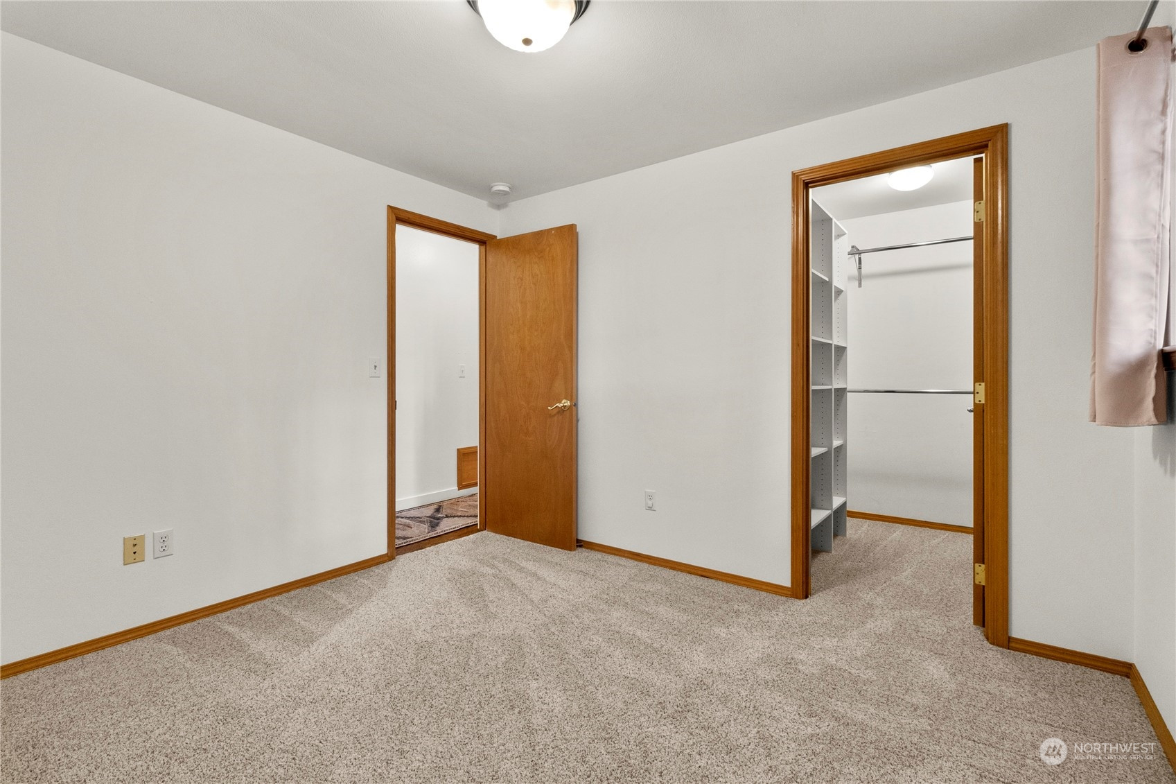 130 Park Avenue NW, Gig Harbor, WA 98335