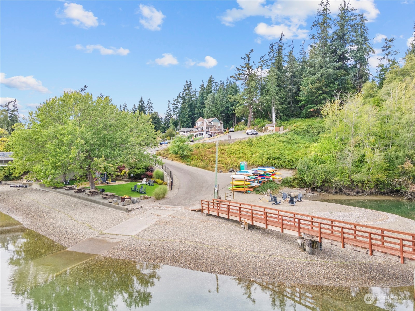 130 Park Avenue NW, Gig Harbor, WA 98335