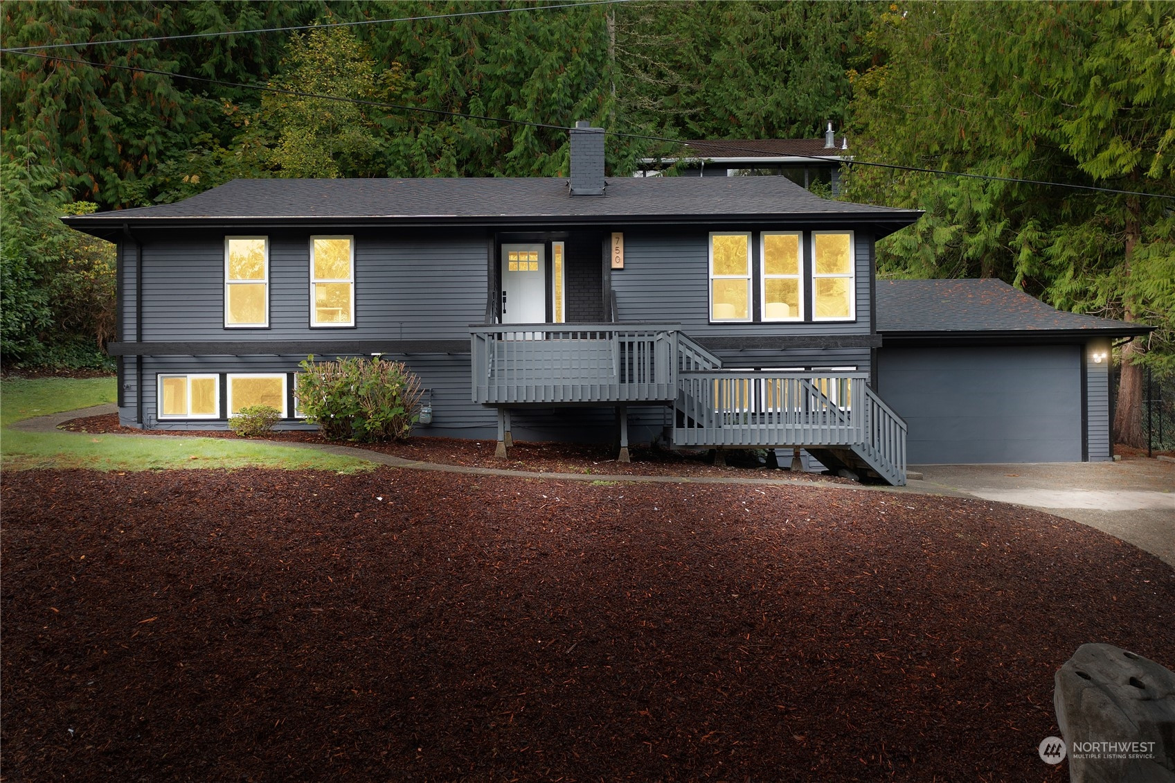 750 Highwood Drive SW, Issaquah, WA 98027