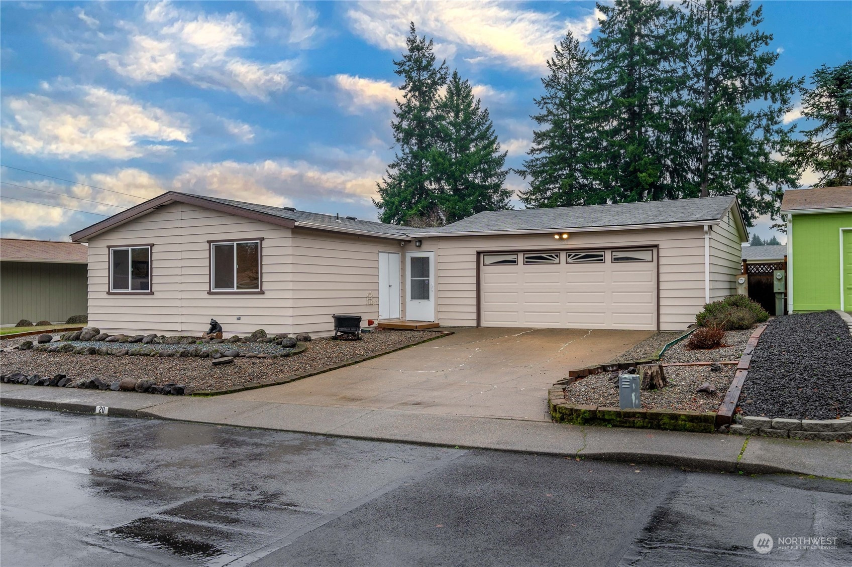 706 Dennis Street SE, Tumwater, WA 98501