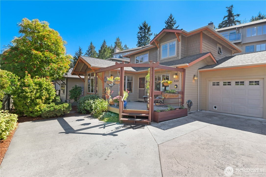 615 Harrison Street, Friday Harbor, WA 98250