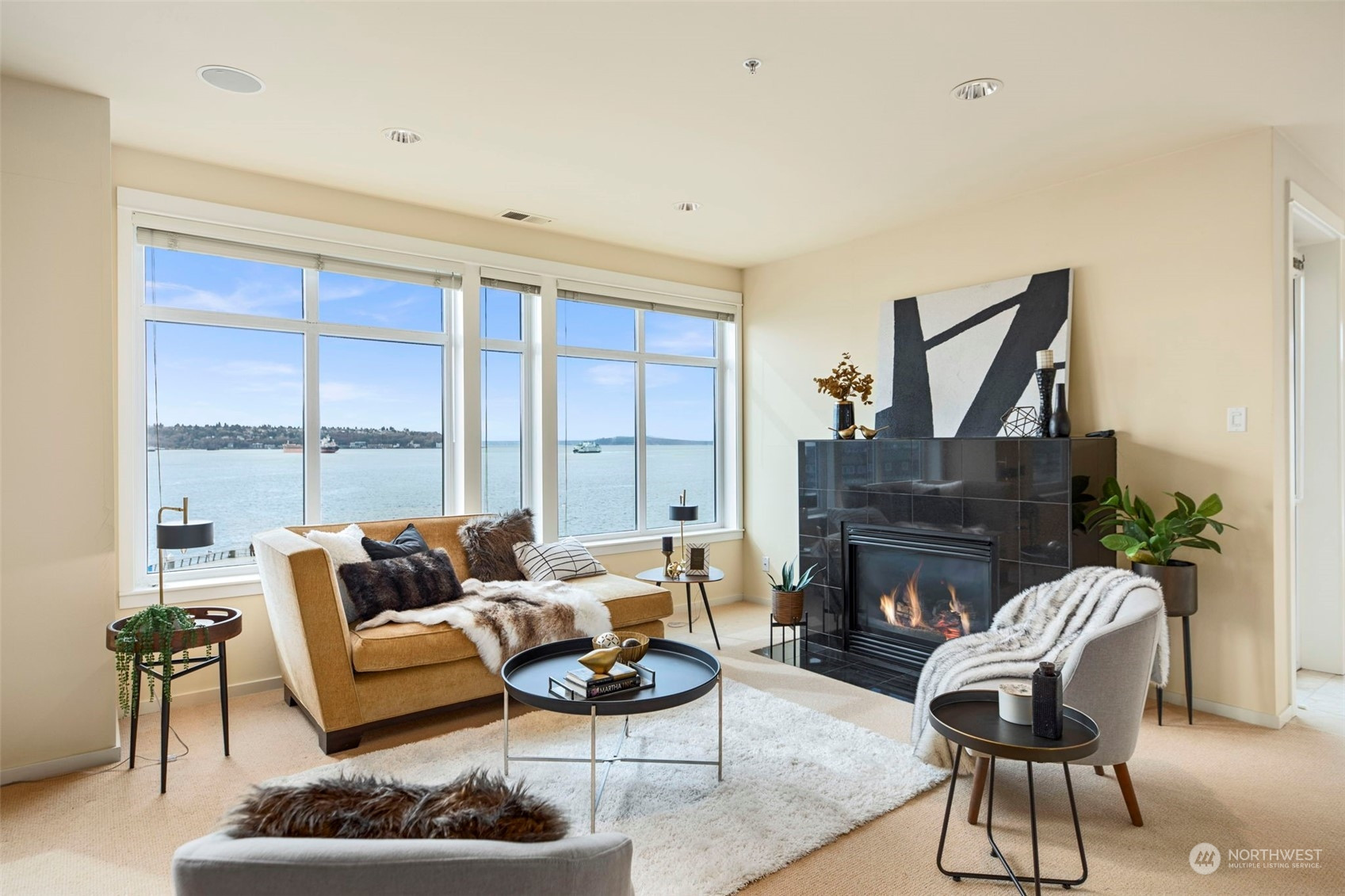 1900 Alaskan Way, Seattle, WA 98101