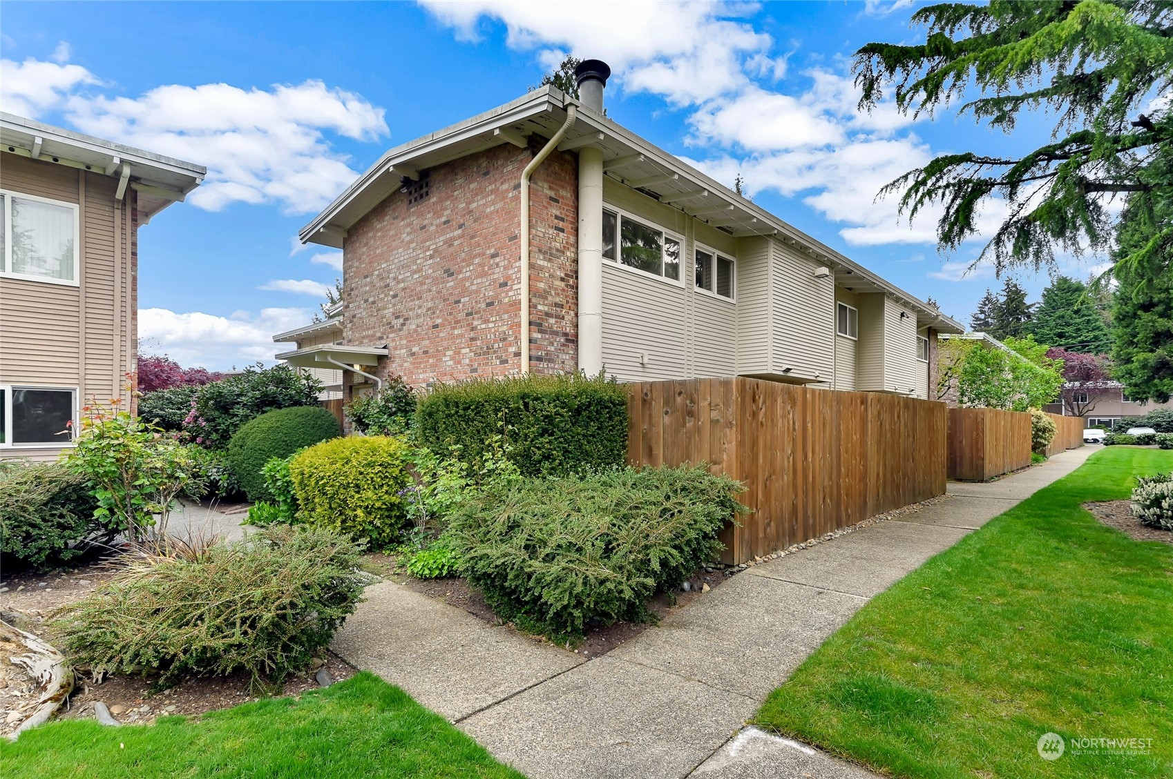 12241 SE 59th Street, Bellevue, WA 98006