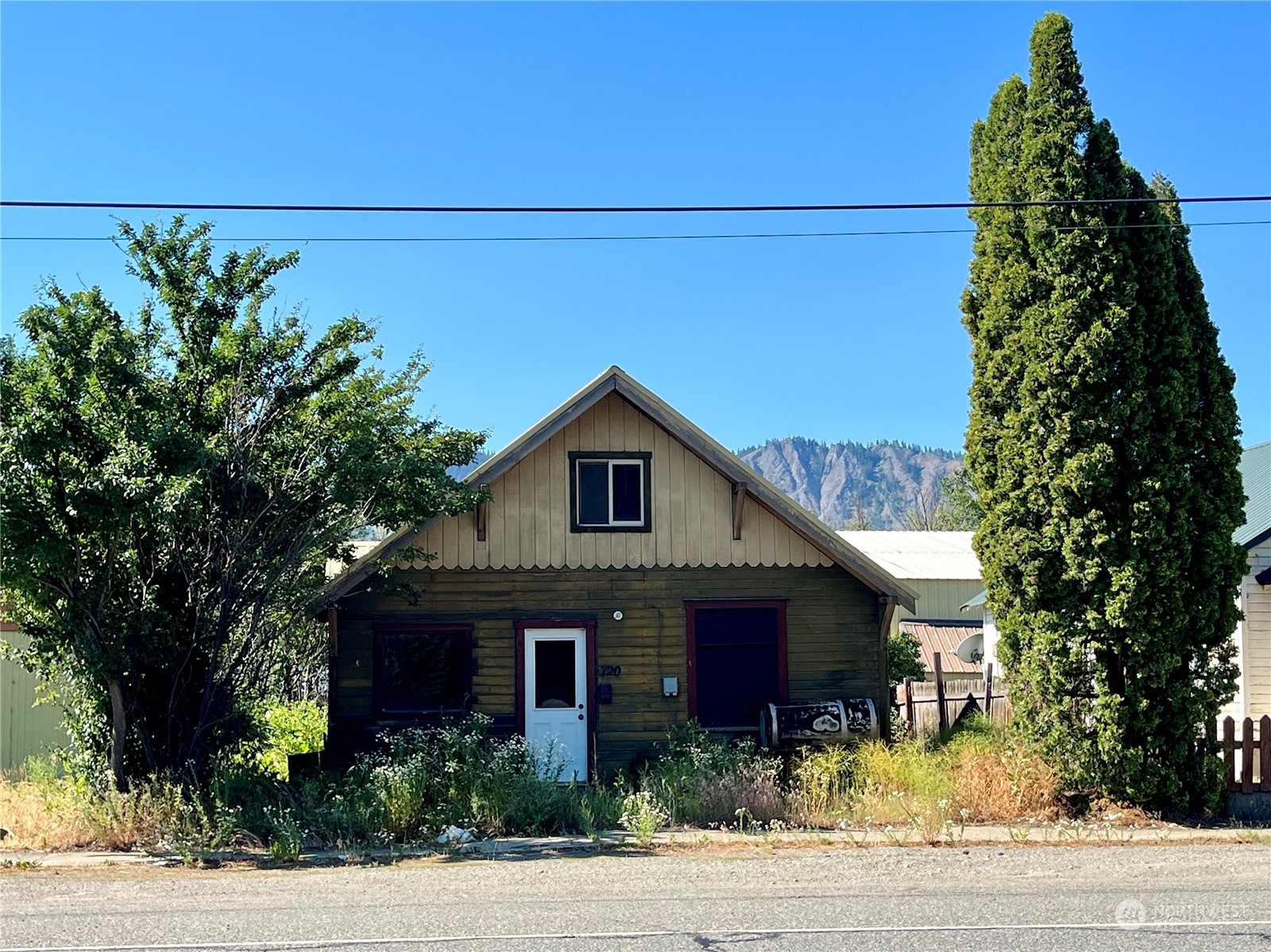 720 E First Street, Cle Elum, WA 98922