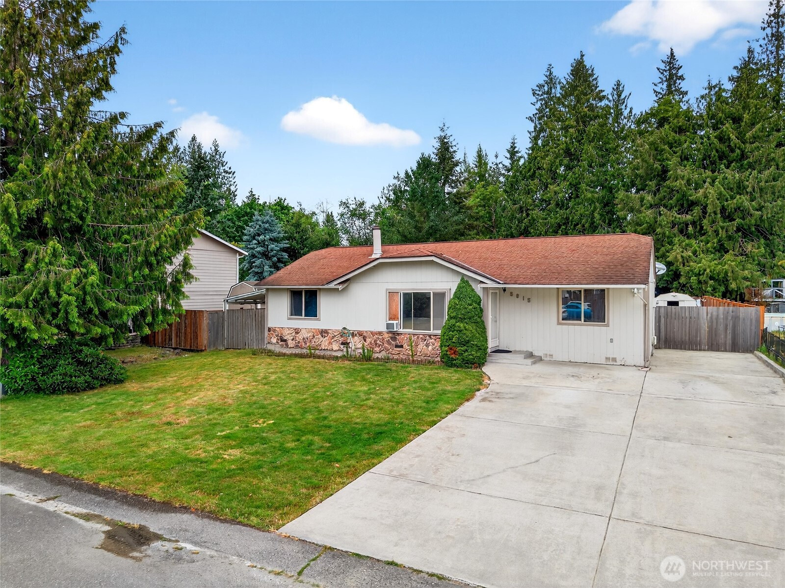5815 143rd Place NE, Marysville, WA 98271