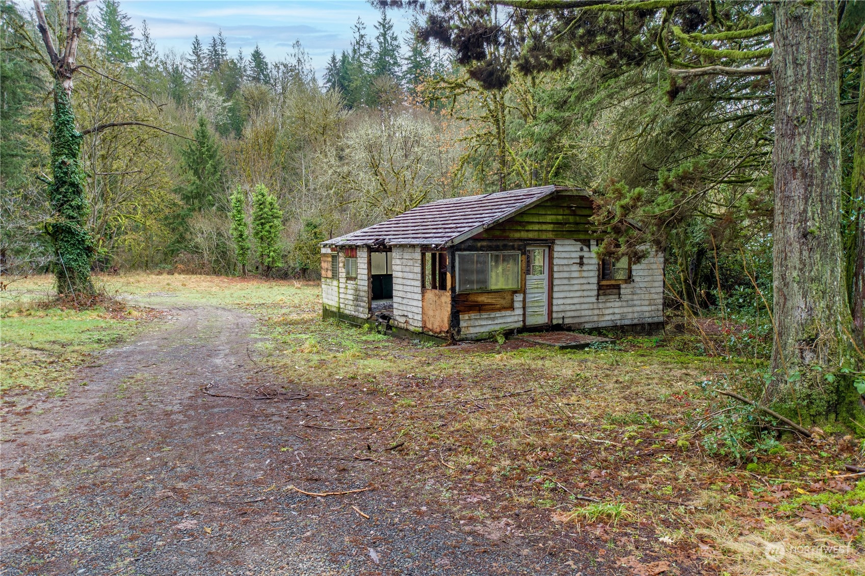 480 NE Mission Creek Road, Belfair, WA 98528