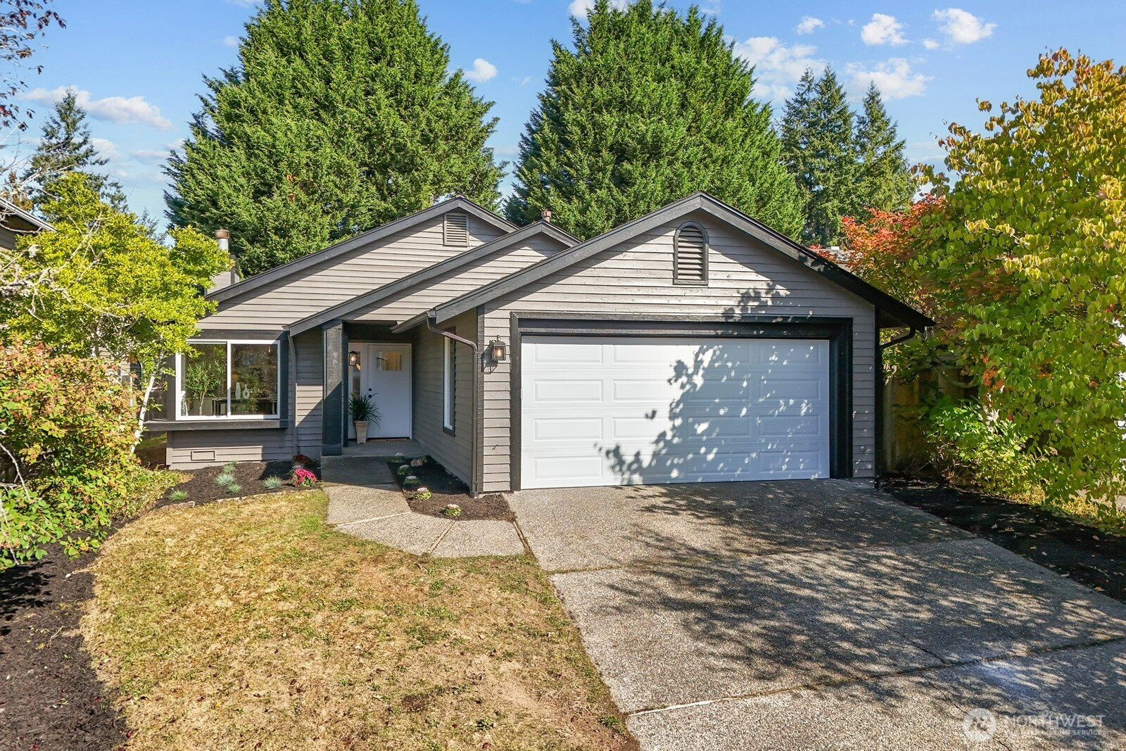 24206 SE 38th Place, Sammamish, WA 98029