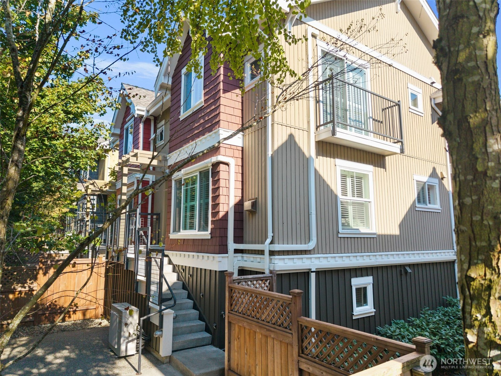 7406 4th Avenue NE, Seattle, WA 98115