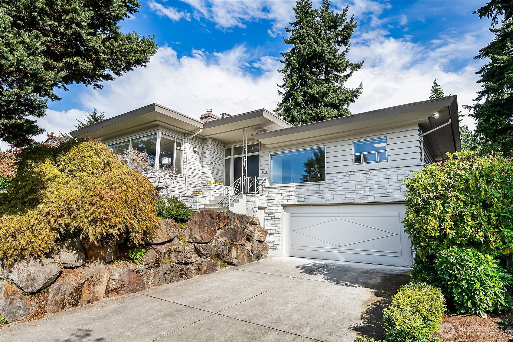 13014 8th Avenue NW, Seattle, WA 98177