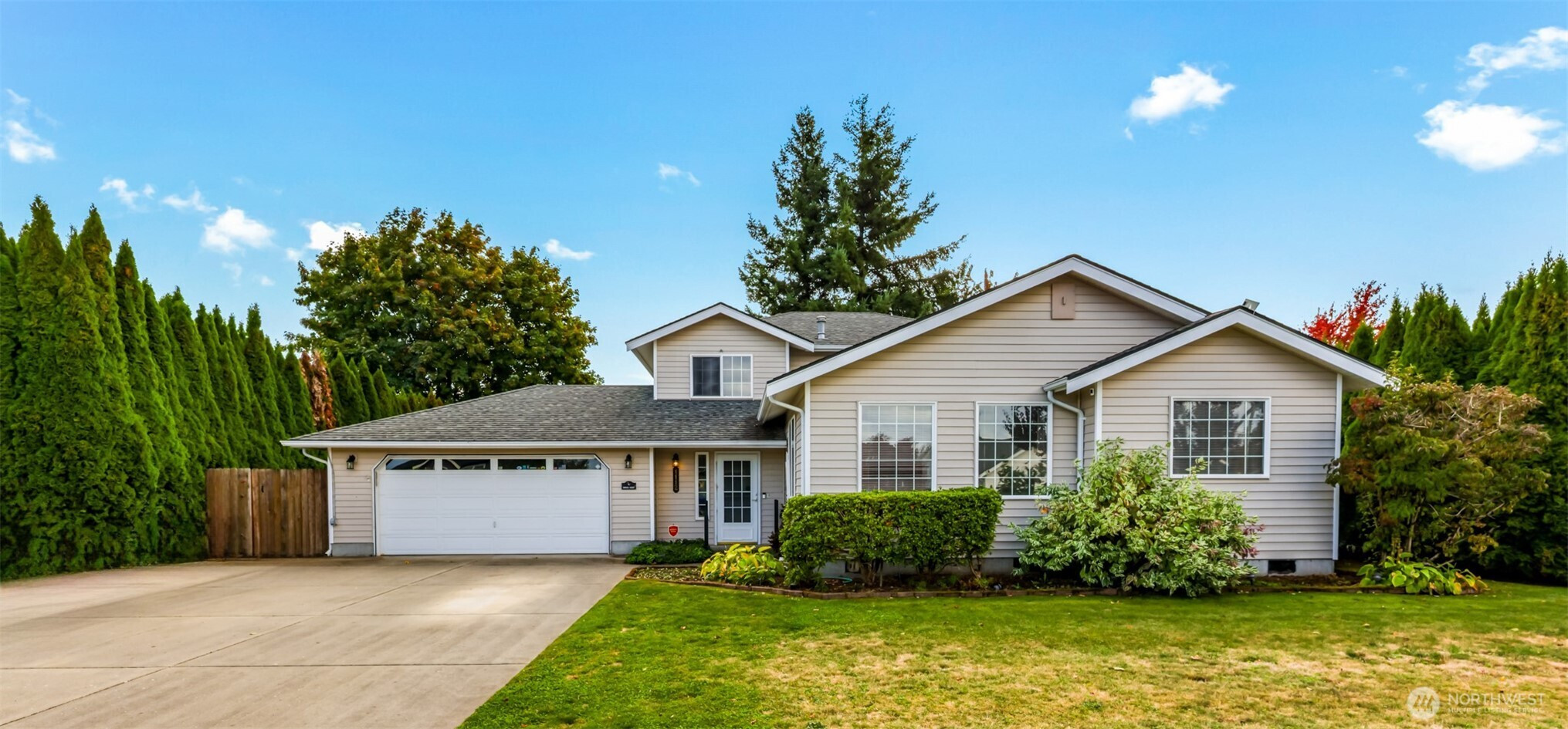 1112 N Cascade Court, Lynden, WA 98264