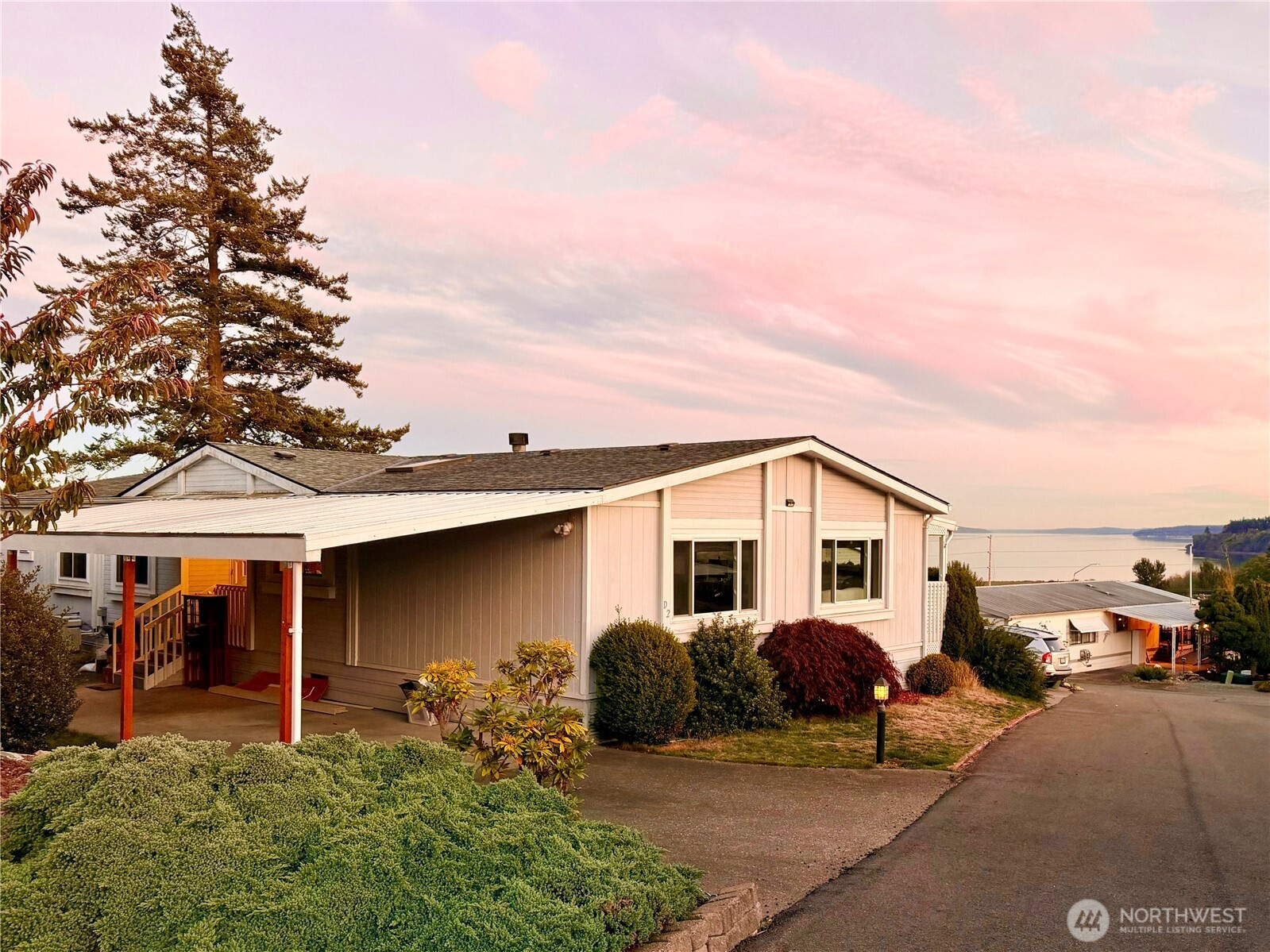 30901 State Route 20, Oak Harbor, WA 98277
