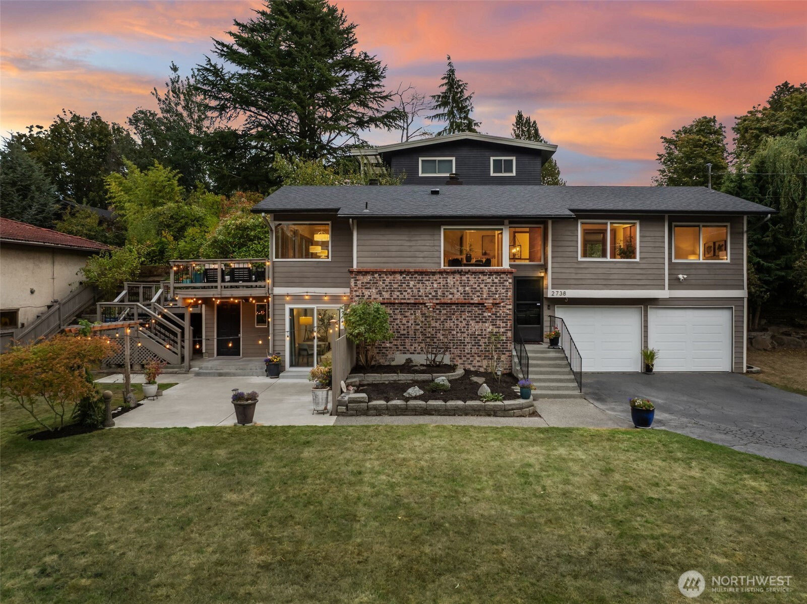 2738 NW 90th Street, Seattle, WA 98117