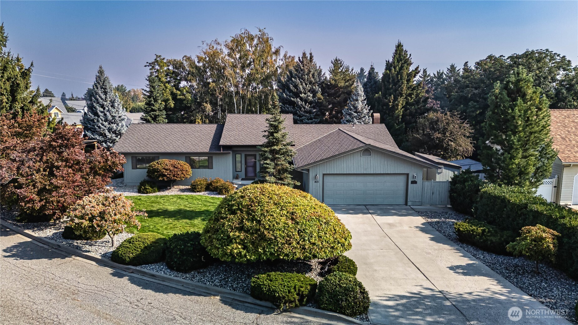 401 Castleview Place, Wenatchee, WA 98801