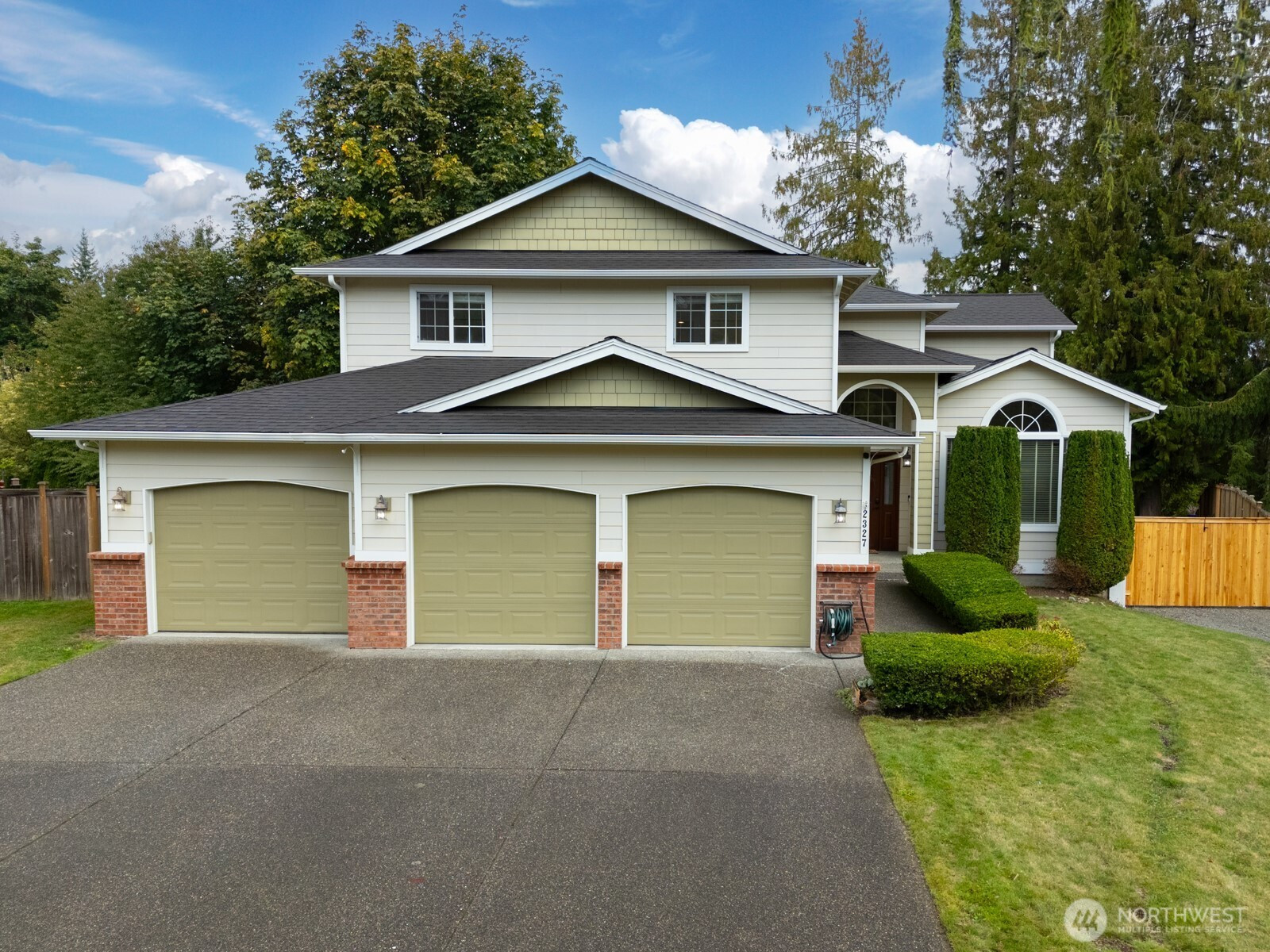 2327 SE 122 Drive, Lake Stevens, WA 98258