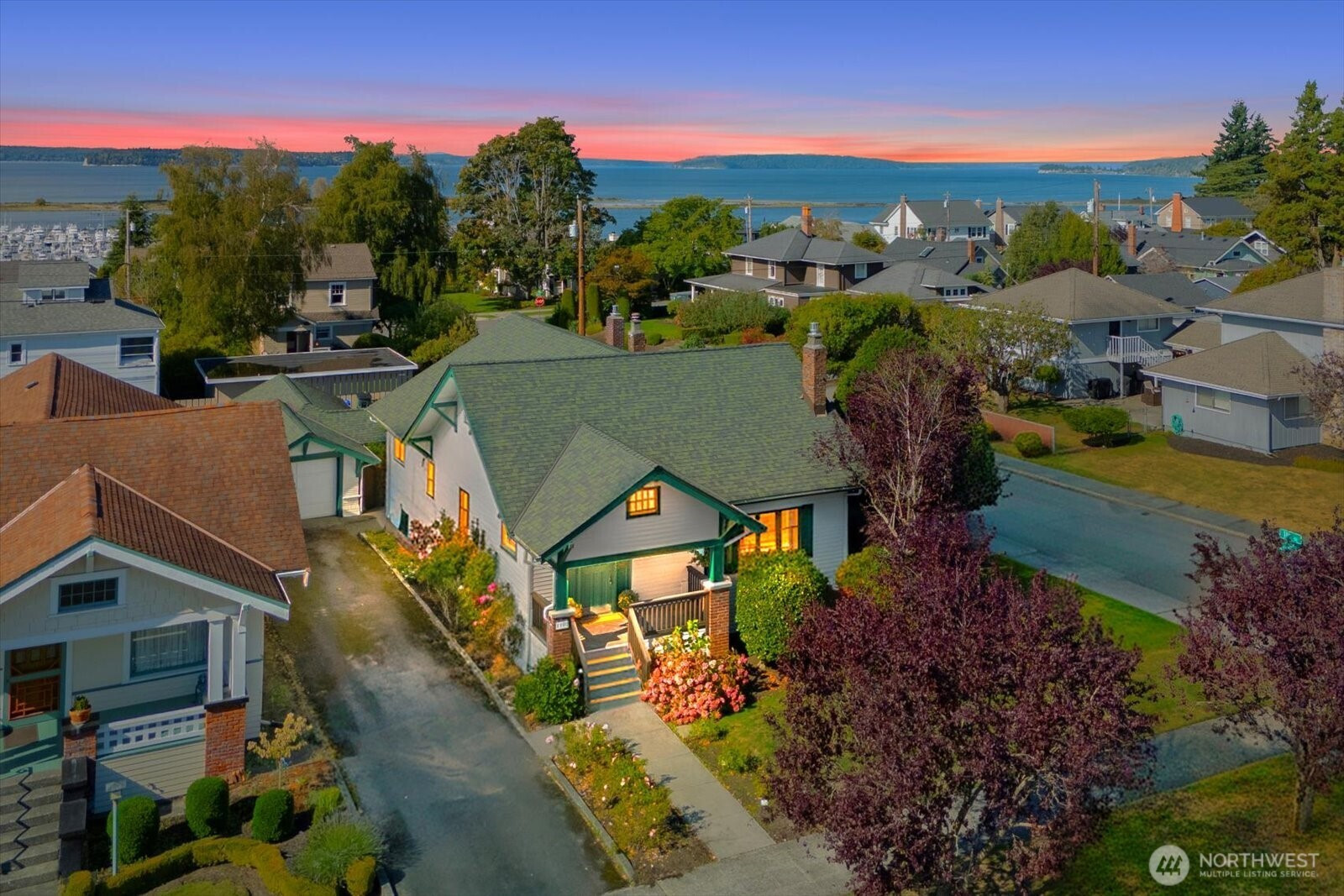 1102 Rucker Avenue, Everett, WA 98201