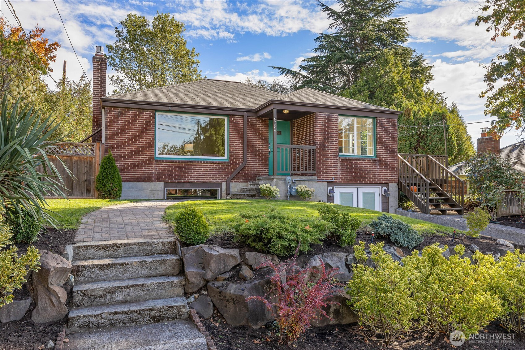 8254 Bagley Avenue N, Seattle, WA 98103