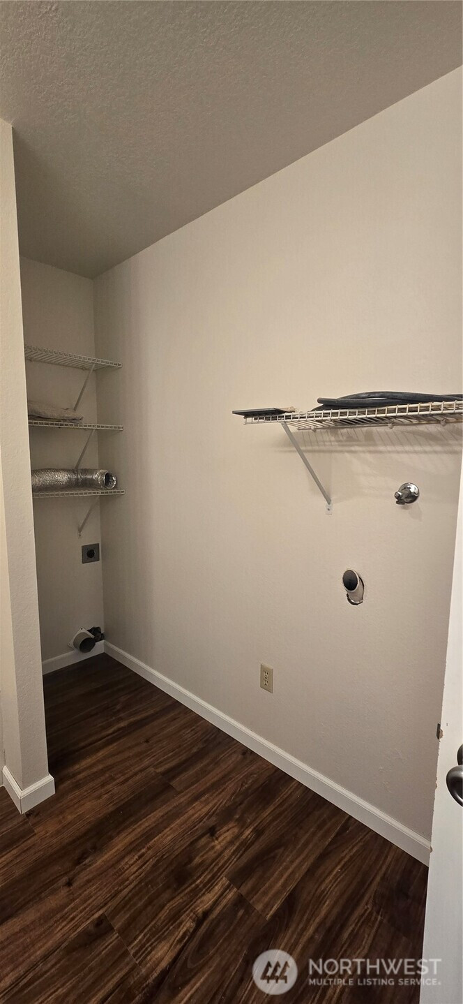 4104 Petersville Road NE, Bremerton, WA 98310