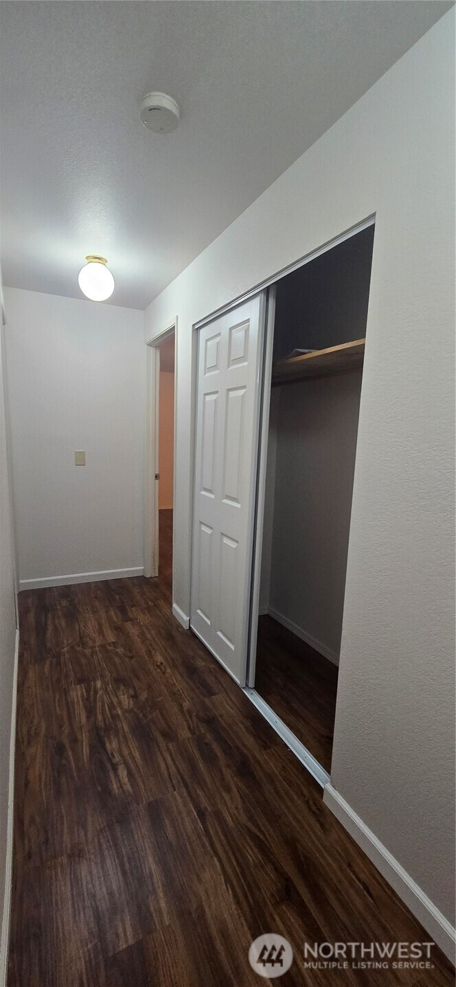 4104 Petersville Road NE, Bremerton, WA 98310