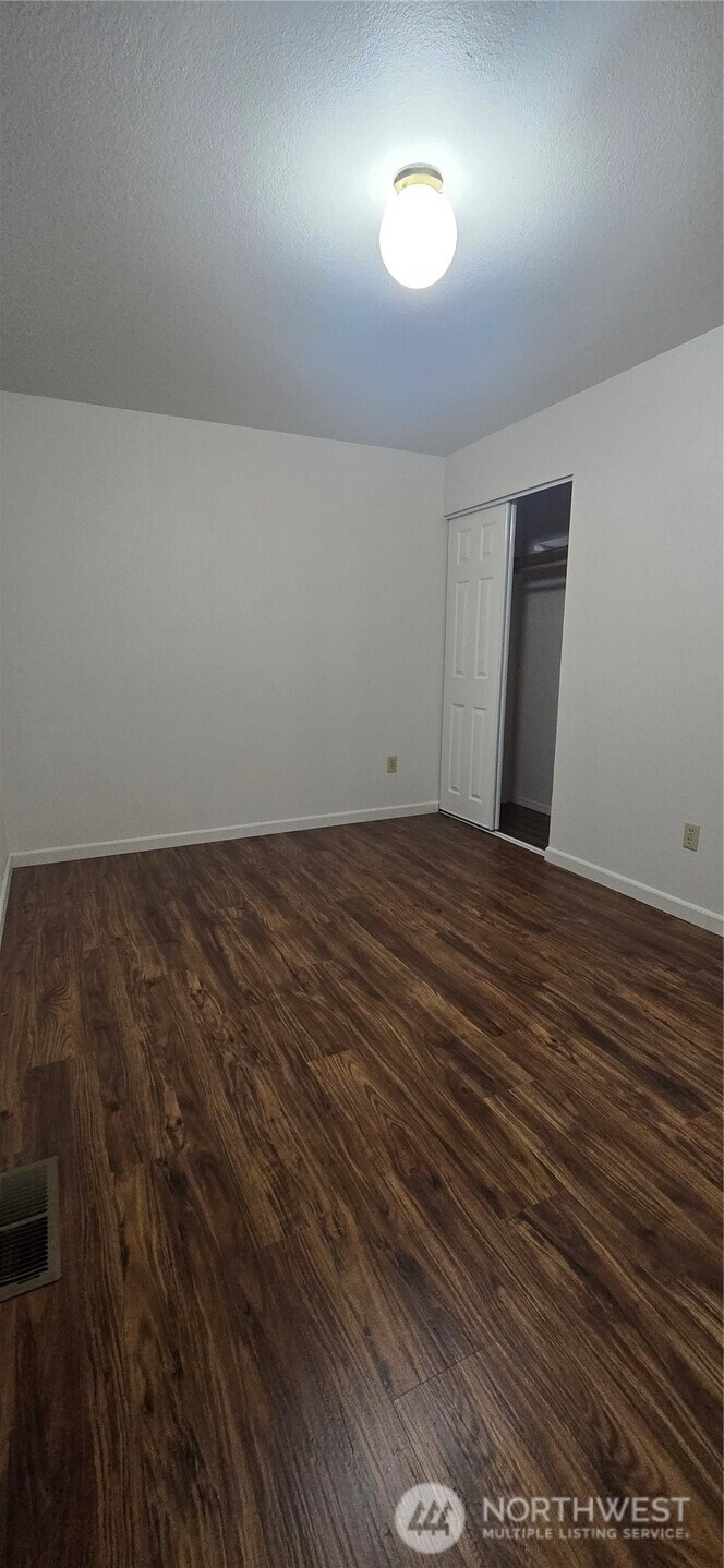 4104 Petersville Road NE, Bremerton, WA 98310