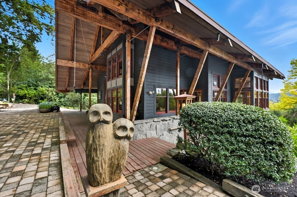 18013 W Snoqualmie Valley Road NE, Duvall, WA 98019