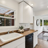 15827 42nd Avenue S, Tukwila, WA 98188