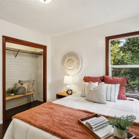 15827 42nd Avenue S, Tukwila, WA 98188