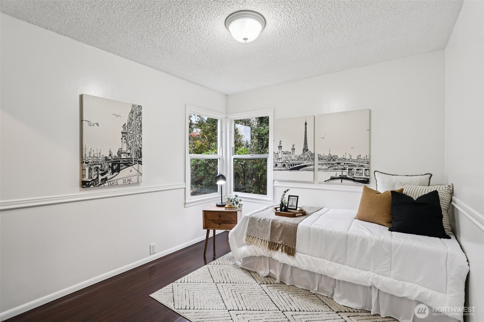 15827 42nd Avenue S, Tukwila, WA 98188