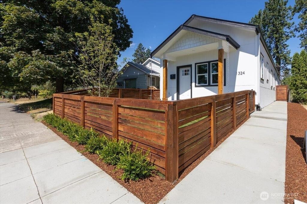 1324 W Dalke Avenue, Spokane, WA 99205