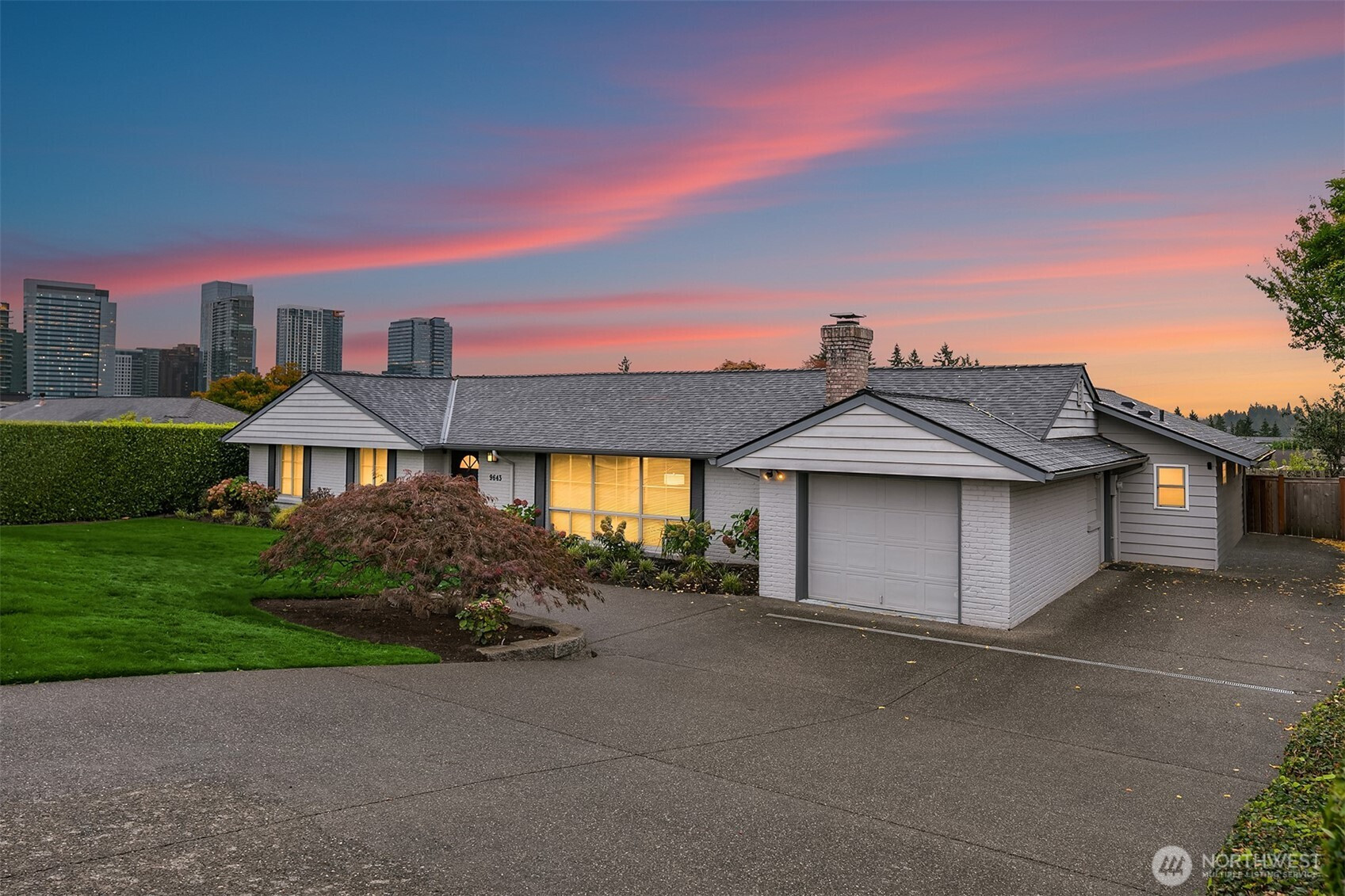9643 Vineyard Crest, Bellevue, WA 98004