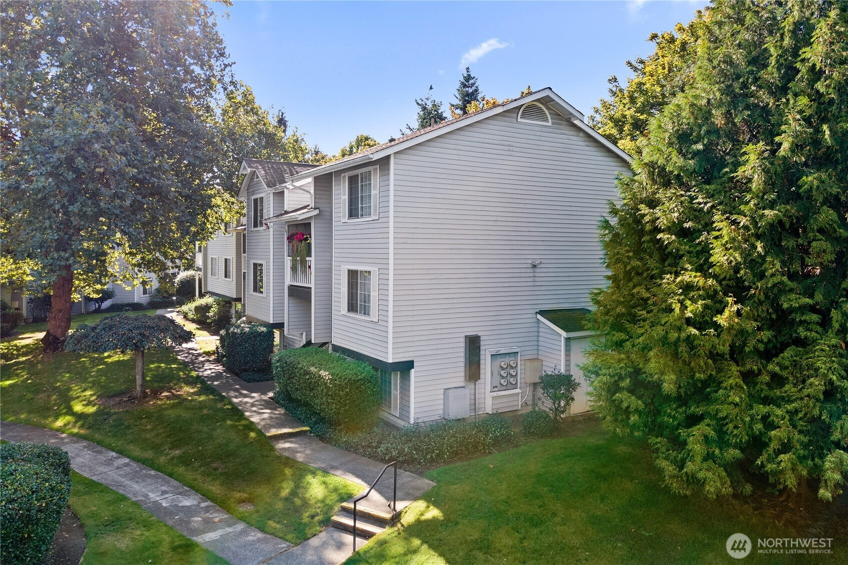7453 Newcastle Golf Club Road, Newcastle, WA 98059
