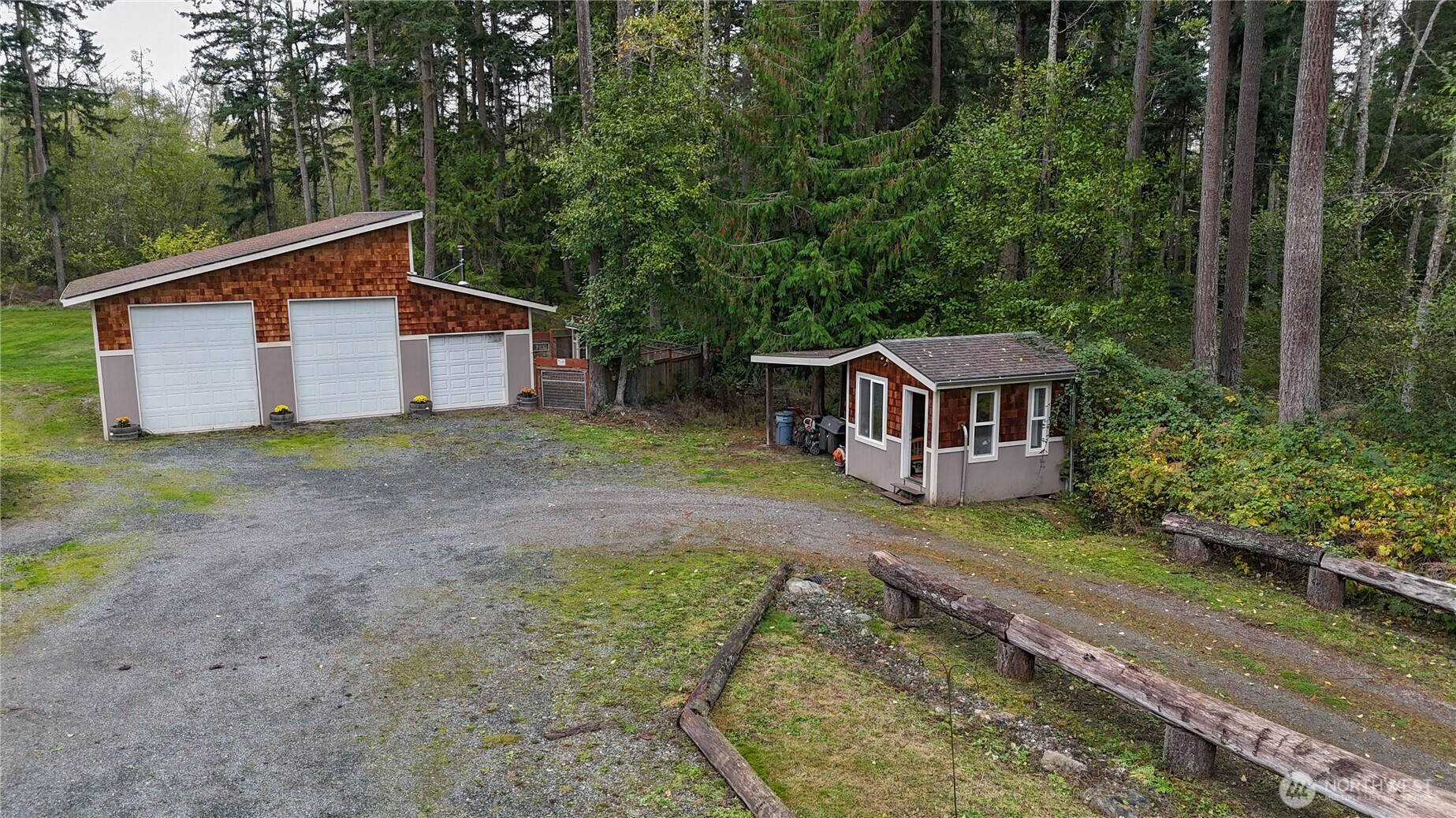 975 Little Valley Lane, Greenbank, WA 98253