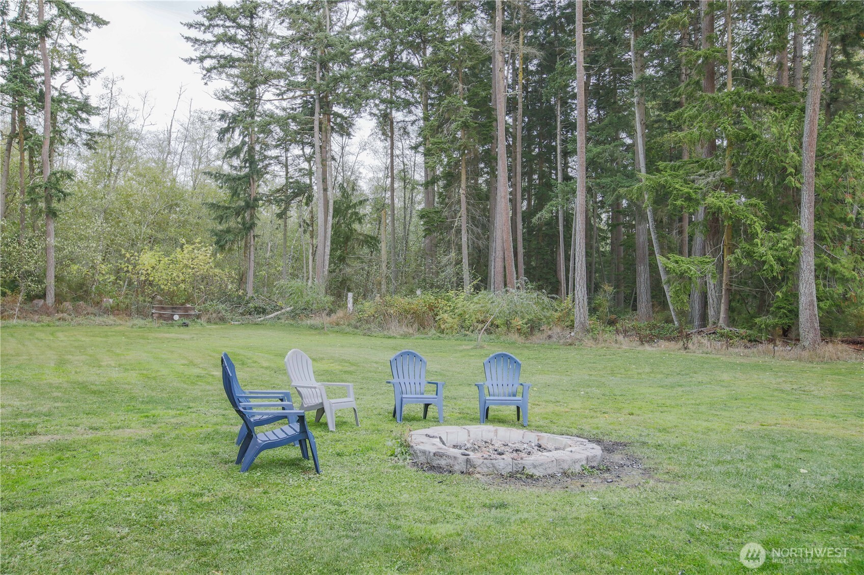 975 Little Valley Lane, Greenbank, WA 98253